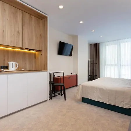 Hvoya & Hotell 3*