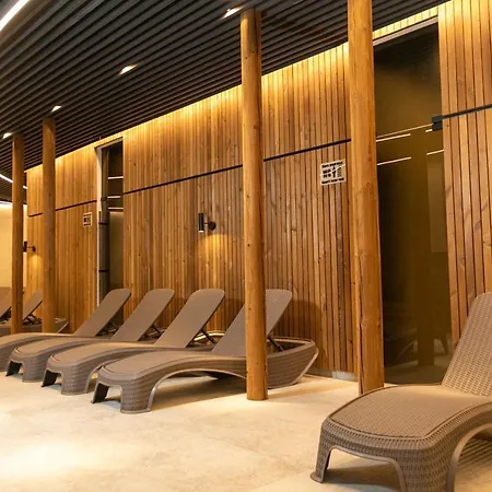 Hvoya Hotel 3*