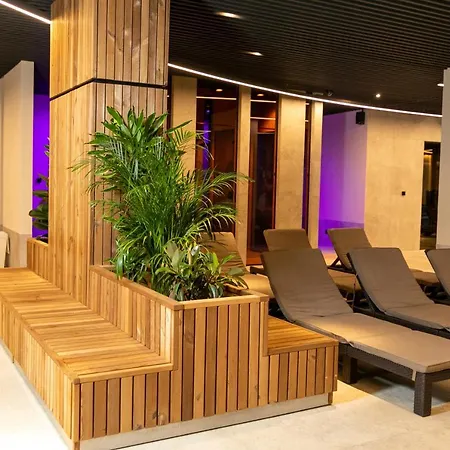 Hvoya Hotel