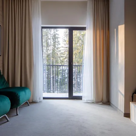 Hotel Hvoya 3*