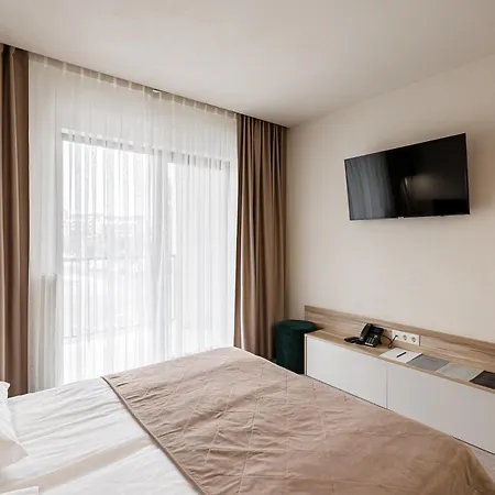 Hvoya Hotel