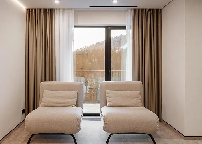 Hotel Hvoya &