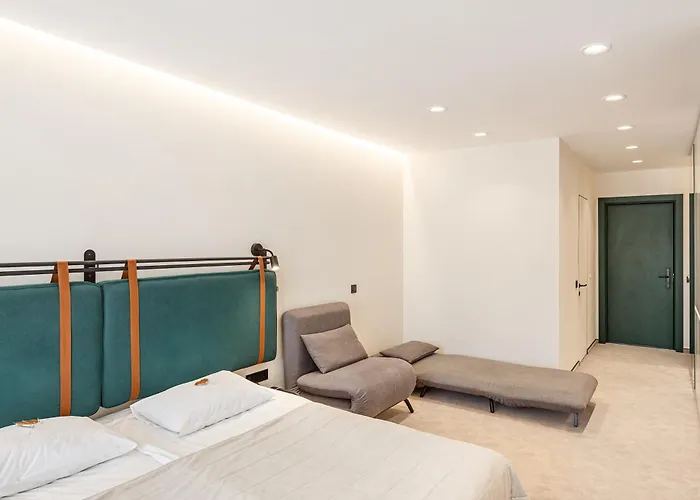 Hvoya & 酒店 布克维