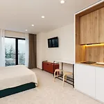 Hvoya & Hotel 3*