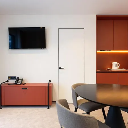 Hvoya & Ξενοδοχείο 3*