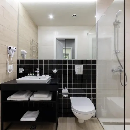 Hotel Hvoya &